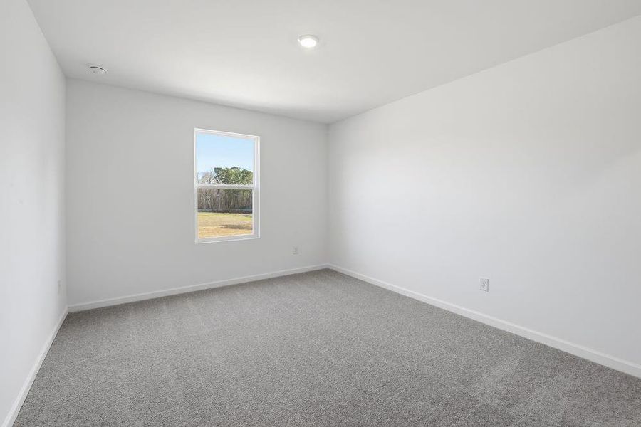 Spacious, unfurnished interior of a new home in Windance Lake, Loganville (Image 22).