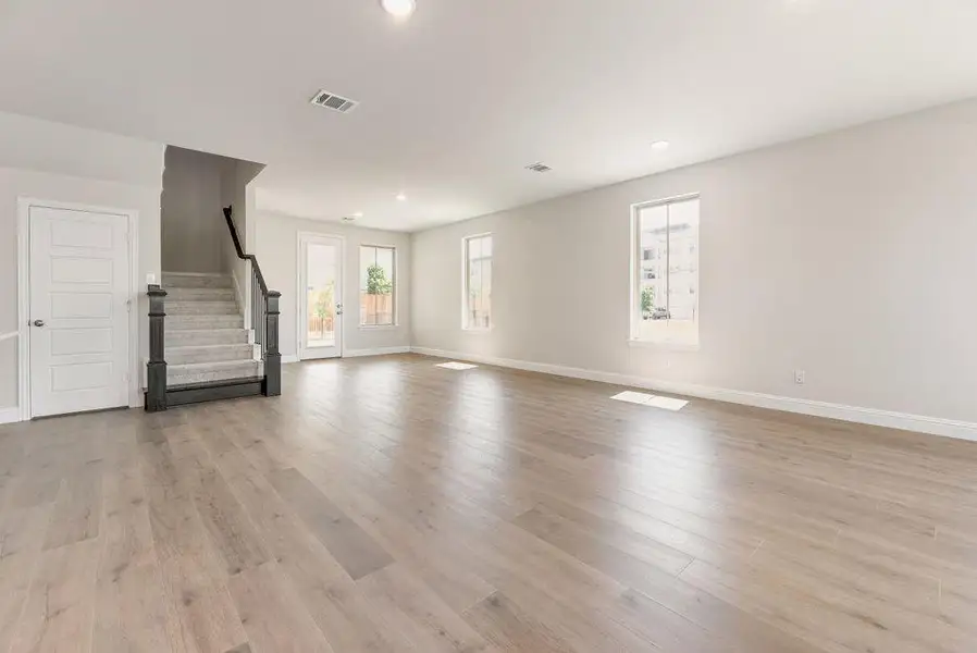 Spacious, unfurnished interior of a new home in Bayside, Rowlett (Image 17). Spacious, unfurnished interior of a new home in Bayside, Rowlett (Image 17).