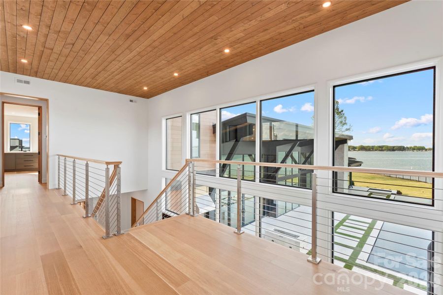 Image 43 of a home in .