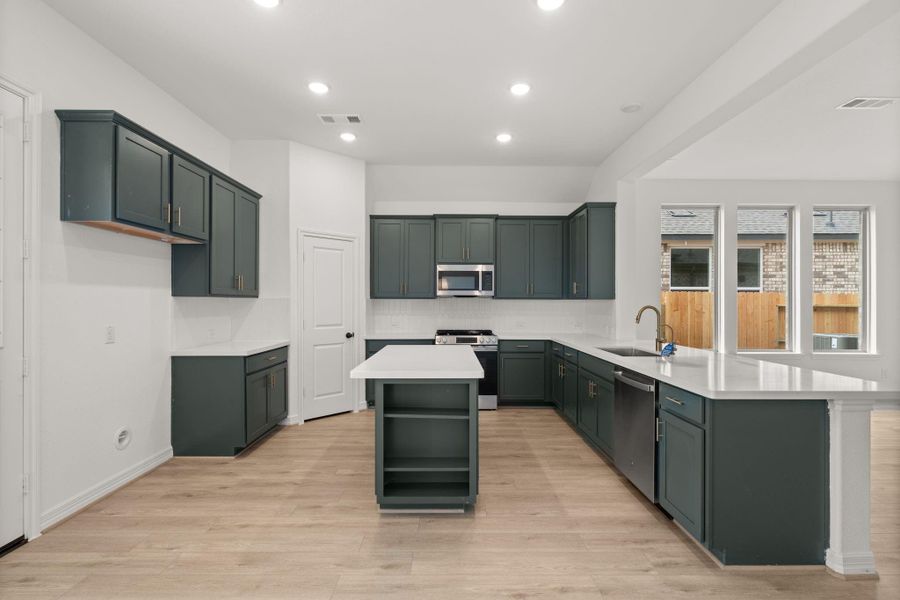 Note: Sample product photo. Actual exterior and interior selections may vary by homesite. Photo may be virtually staged