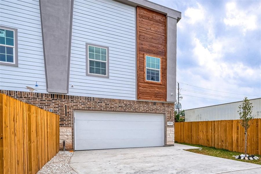 Image 4 of a home in .