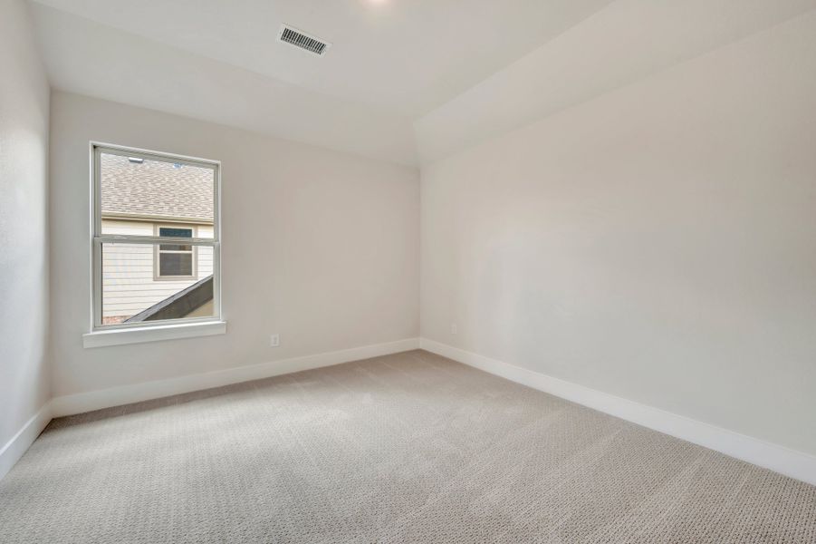 Spacious, unfurnished interior of a new home in Bridgewater, Midlothian (Image 25).
