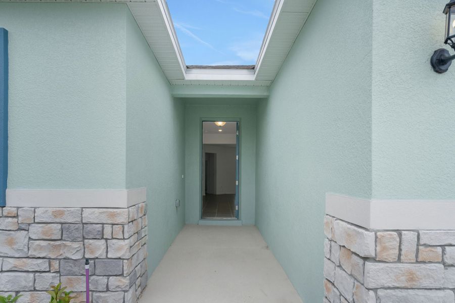 1,758sf New Home in Lake Wales, FL.  - Slide 5