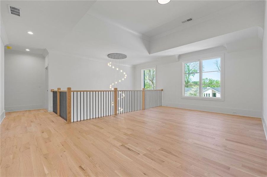 Spacious, unfurnished interior of a new home in , Marietta (Image 60).