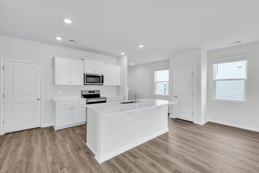 Furnished interior view inside a new home in Hillcrest, Ravenel (Image 4).