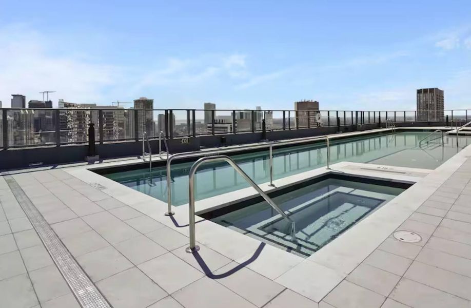 cc1b0989-ca33-4963-a0e5-77ceb6c55da2