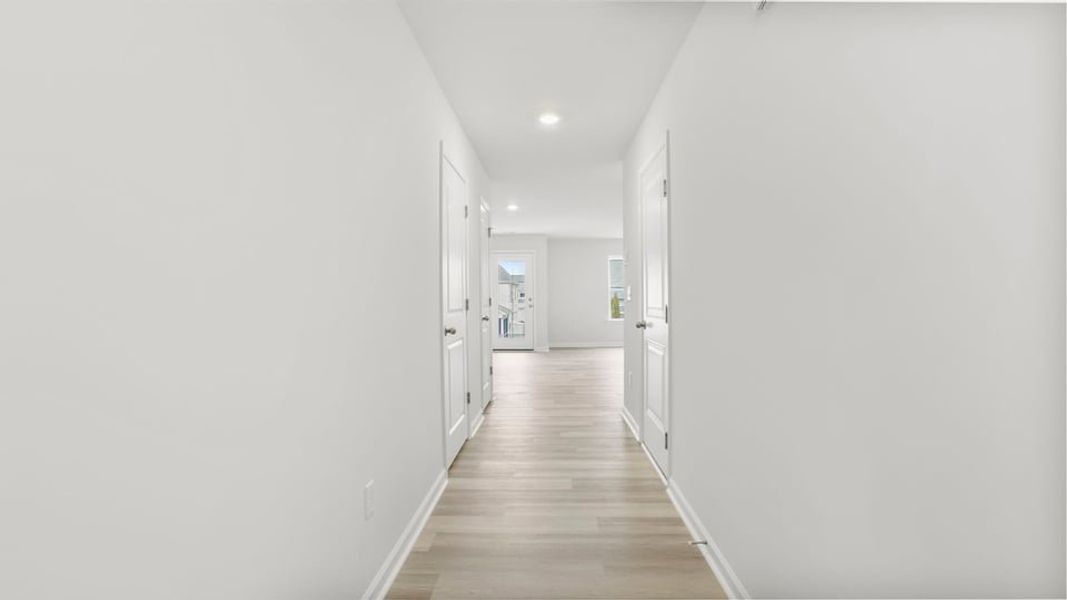 Spacious, unfurnished interior of a new home in Covington Village, Greer (Image 16).