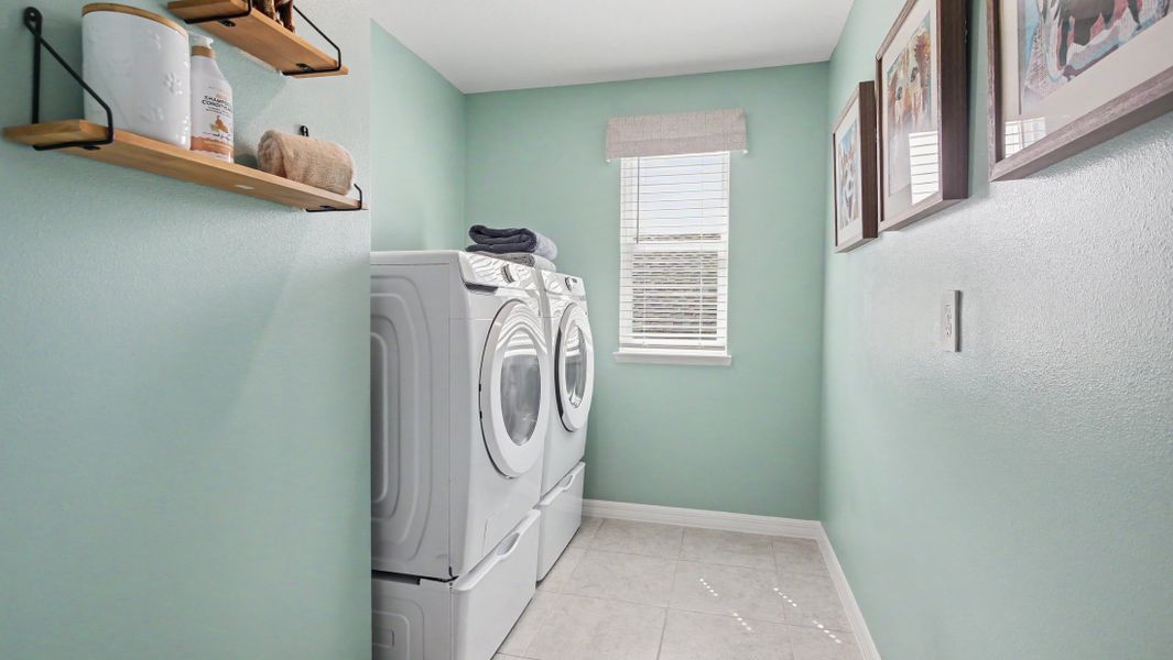 Furnished interior view inside a new home in Malabar Springs, Palm Bay (Image 28).
