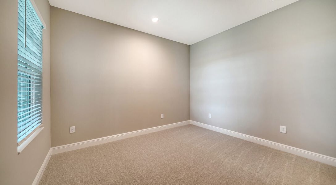 Spacious, unfurnished interior of a new home in Palm Grove, Lakewood Ranch (Image 32). Spacious, unfurnished interior of a new home in Palm Grove, Lakewood Ranch (Image 32).