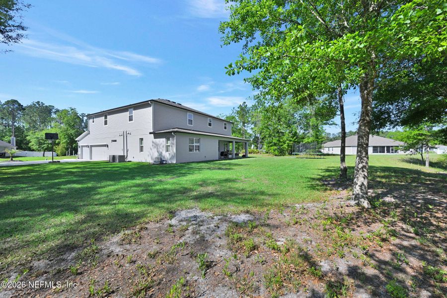 Exterior details and patio area of a home in , Middleburg (Image 35).