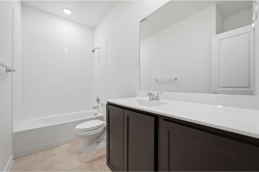 Furnished interior view inside a new home in Sagebrook, Argyle (Image 13).