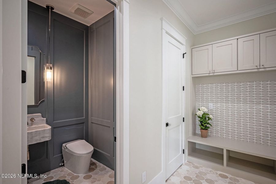 Furnished interior view inside a new home in , Jacksonville (Image 90).