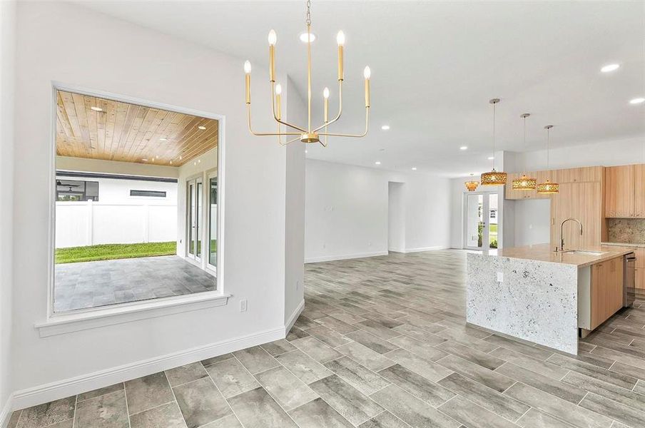 Dinning Room view to Lanai