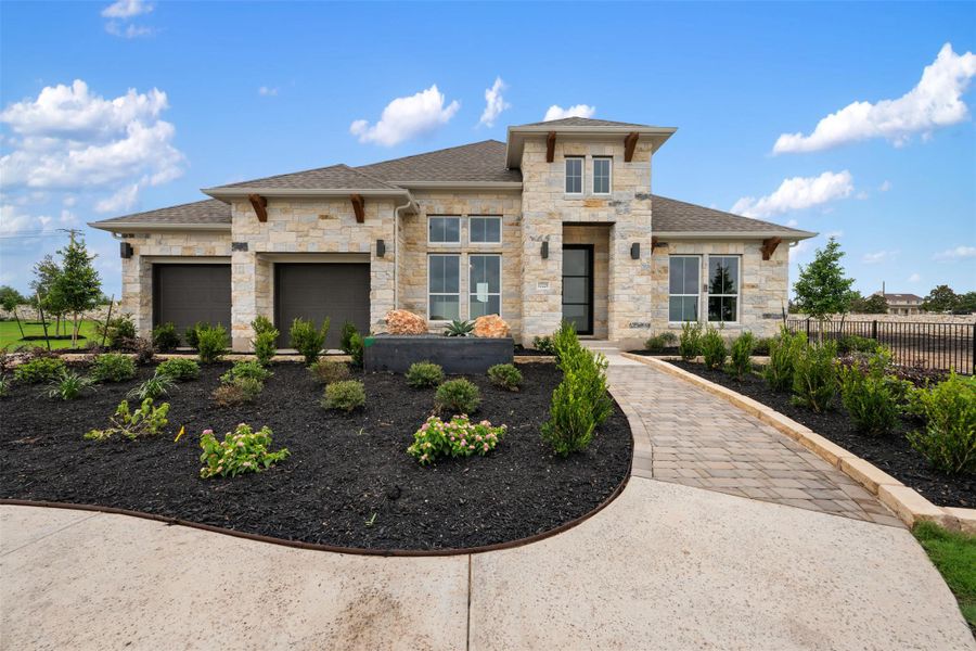 Representative images and renderings are for illustrative purposes. Actual structural options and design finishes of home may vary.