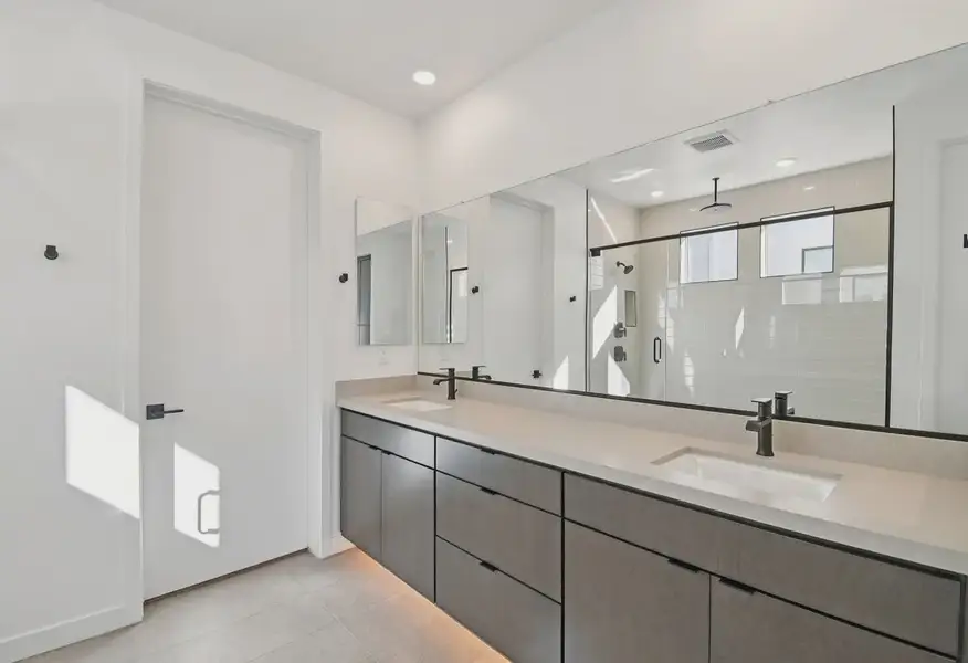 Primary Bath - 8 of 10 Primary Bath - 8 of 10