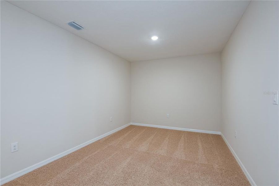 Spacious, unfurnished interior of a new home in Grove at Crosswind, Haines City (Image 9). Spacious, unfurnished interior of a new home in Grove at Crosswind, Haines City (Image 9).