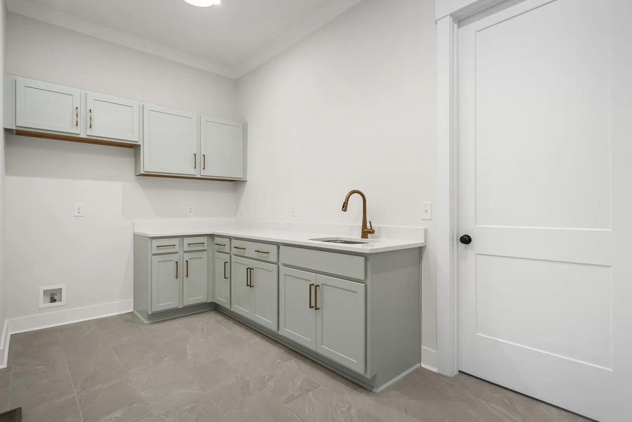 The Arydale B Family Ready Room