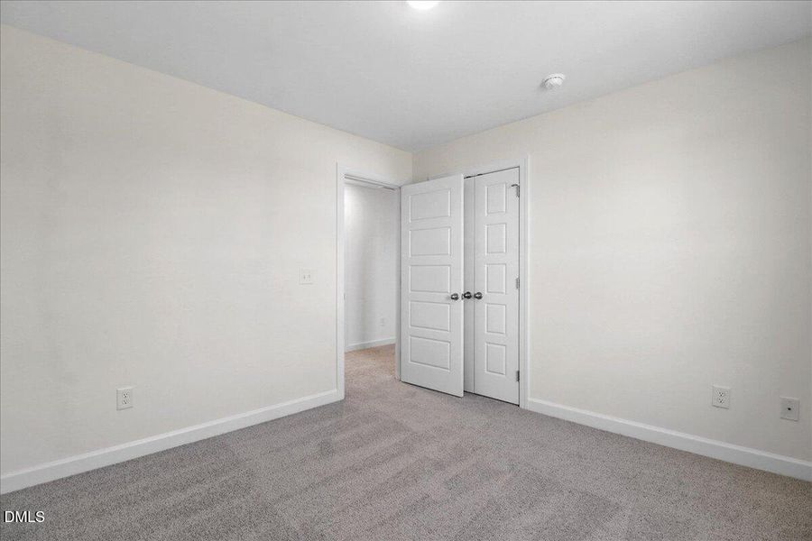 32-101 Hudson Vlg Dr-32