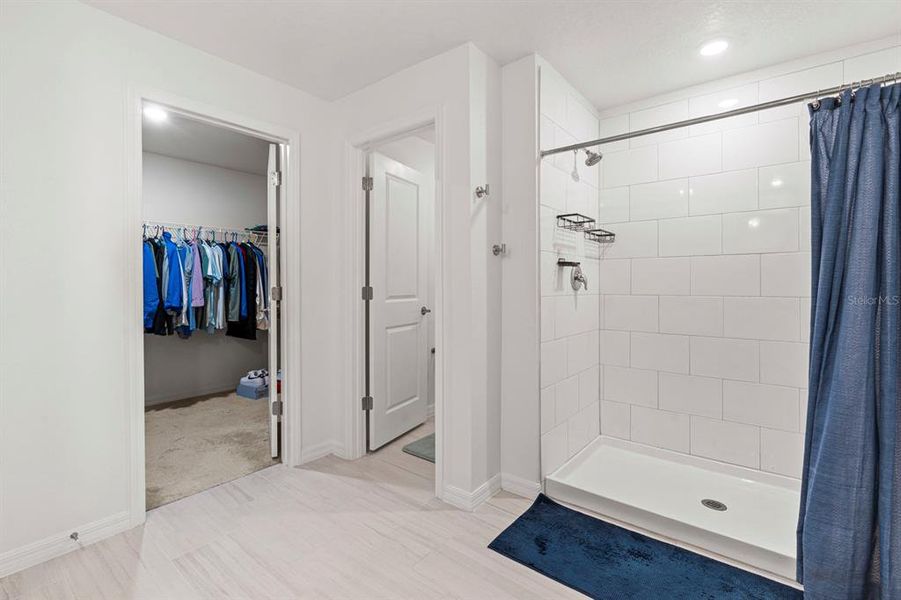 Furnished interior view inside a new home in North Park Isle: The Estates II, Plant City (Image 39). Furnished interior view inside a new home in North Park Isle: The Estates II, Plant City (Image 39).