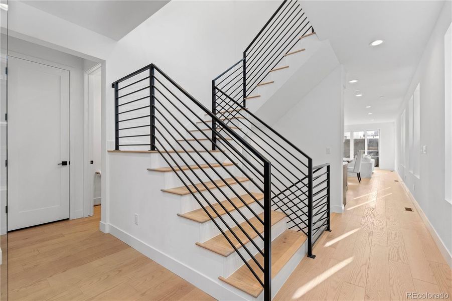 Spacious, unfurnished interior of a new home in , Denver (Image 21).