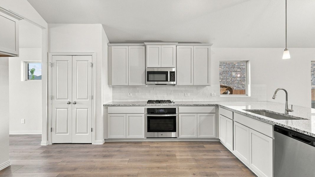 Furnished interior view inside a new home in The Oaks, Red Oak (Image 27).