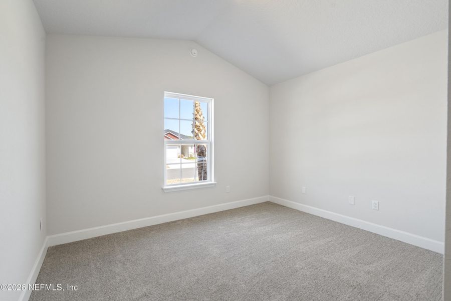 Spacious, unfurnished interior of a new home in , Green Cove Springs (Image 21).