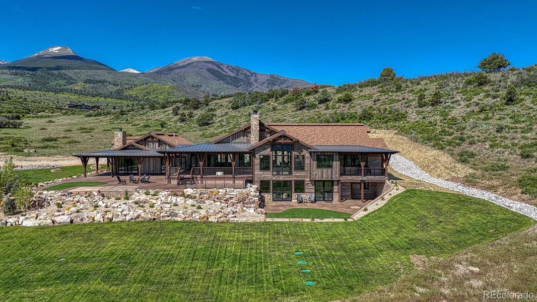 Outdoor recreational opportunities are limited only by your imagination! Outdoor recreational opportunities are limited only by your imagination!