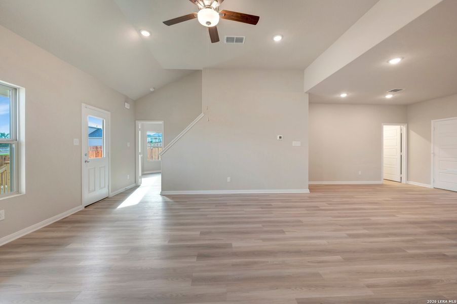 Spacious, unfurnished interior of a new home in Agave, San Antonio (Image 25). Spacious, unfurnished interior of a new home in Agave, San Antonio (Image 25).