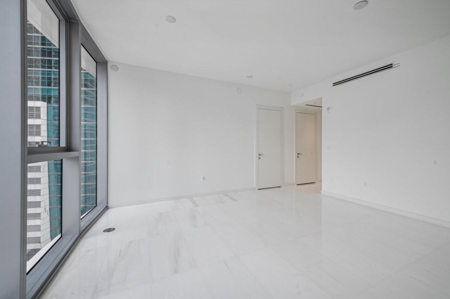 Biscayne Blvd Way 1907-020