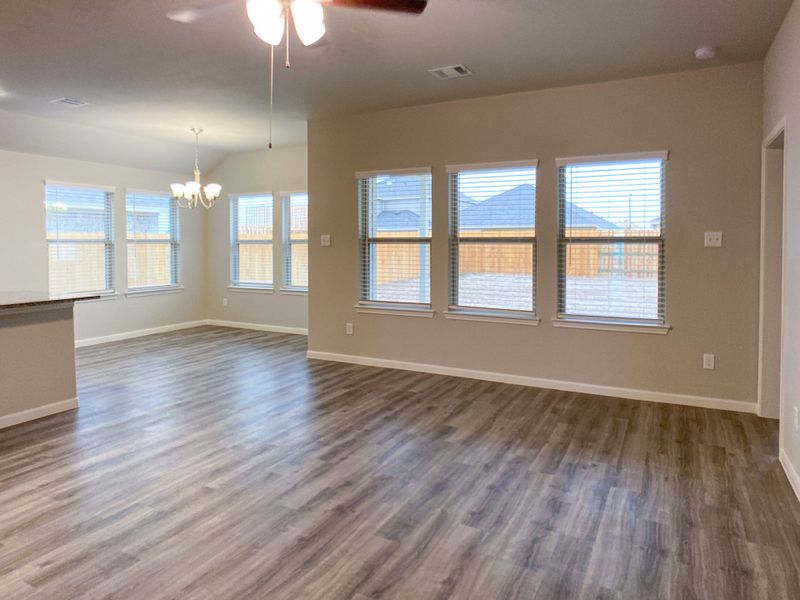 Representative unfurnished interior of a home built from the Floor Plan 1816 by Colina Homes in Grand Magnolia, Magnolia (Image 26). Representative unfurnished interior of a home built from the Floor Plan 1816 by Colina Homes in Grand Magnolia, Magnolia (Image 26).