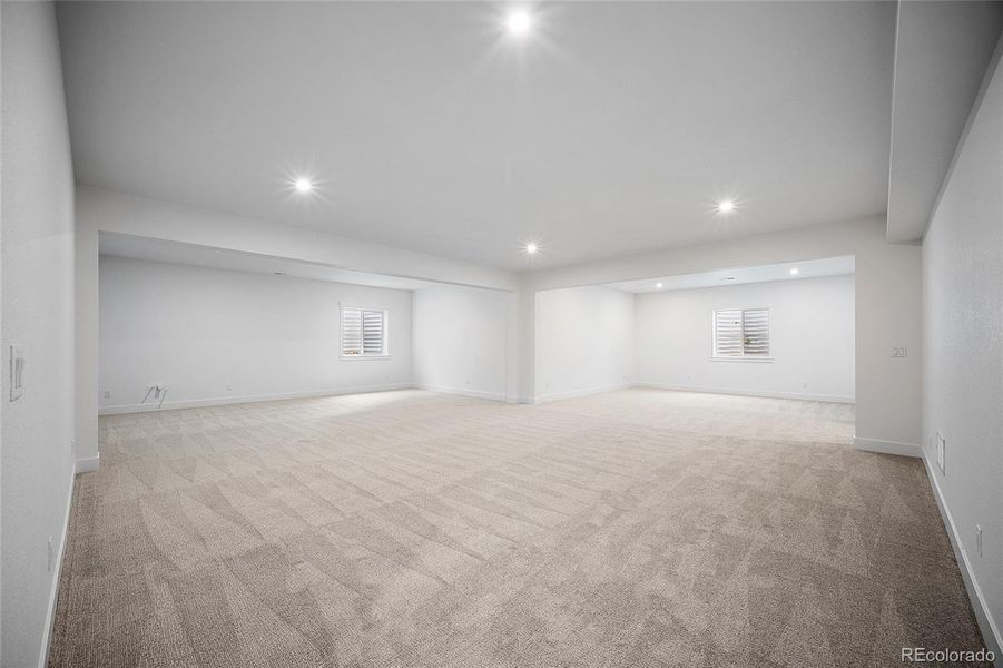 Spacious, unfurnished interior of a new home in Jackson Creek, Monument (Image 37).