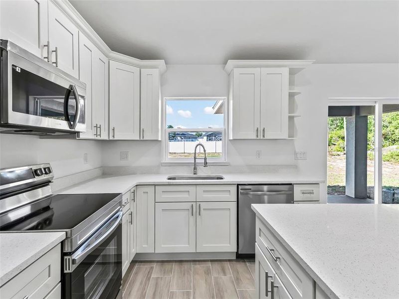 Furnished interior view inside a new home in , Ocala (Image 8).