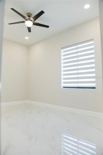Spacious, unfurnished interior of a new home in , Cape Coral (Image 34).