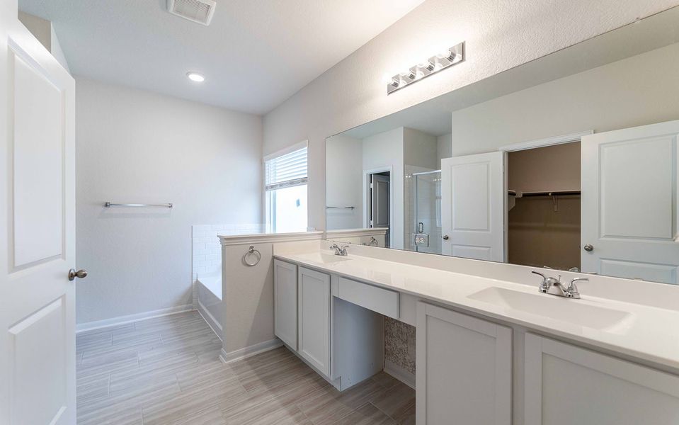Furnished interior view inside a new home in Hunter's Ranch, San Antonio (Image 6).