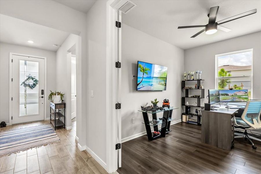 Furnished interior view inside a new home in , Clermont (Image 13). Furnished interior view inside a new home in , Clermont (Image 13).