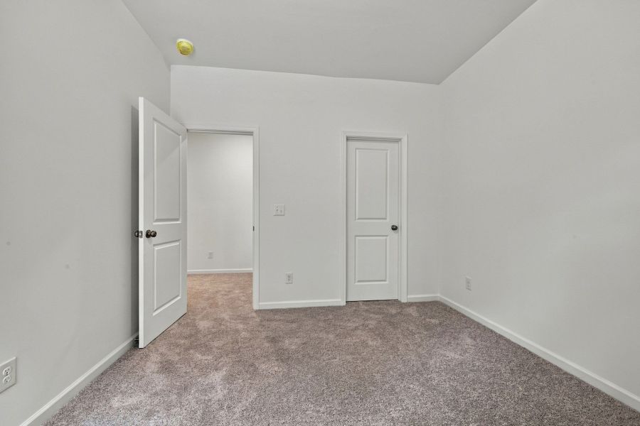 Spacious, unfurnished interior of a new home in Ironhorse, Dickson (Image 24).