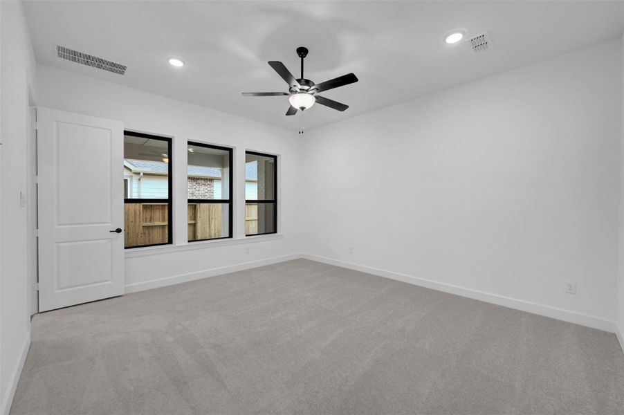 Spacious, unfurnished interior of a new home in Riceland 50’ Alley Load Homesites, Mont Belvieu (Image 23).