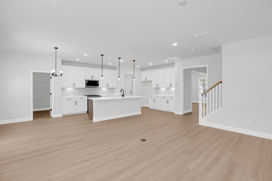 Spacious, unfurnished interior of a new home in Oakleaf Chase, Blythewood (Image 15).