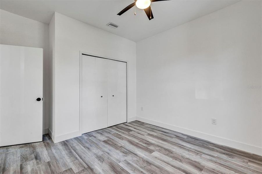 Spacious, unfurnished interior of a new home in , New Smyrna Beach (Image 31).