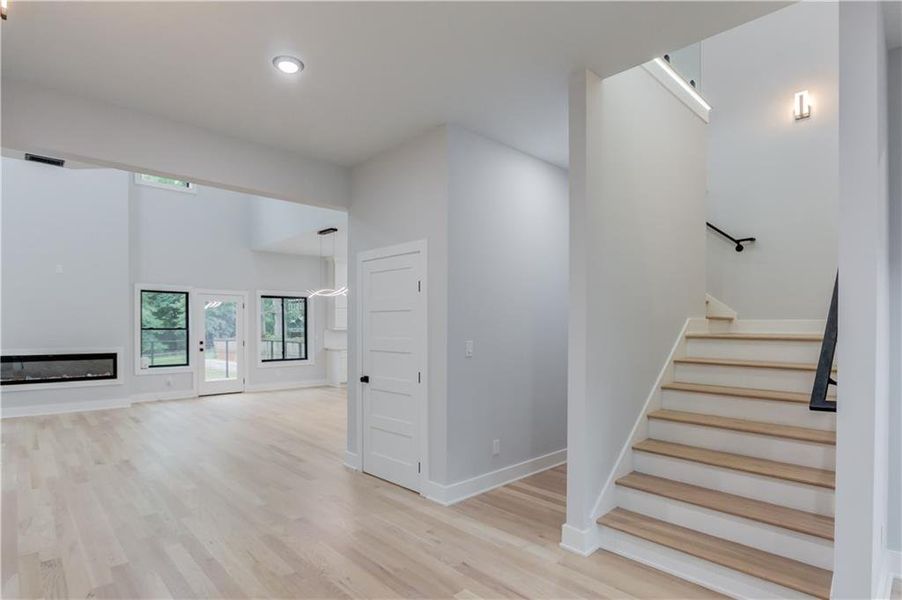 Spacious, unfurnished interior of a new home in , Atlanta (Image 55). Spacious, unfurnished interior of a new home in , Atlanta (Image 55).