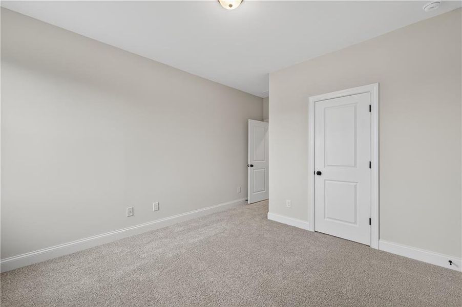 Spacious, unfurnished interior of a new home in , Jefferson (Image 60).