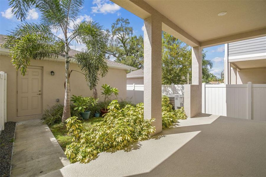 Exterior details and patio area of a home in , Tampa (Image 24).