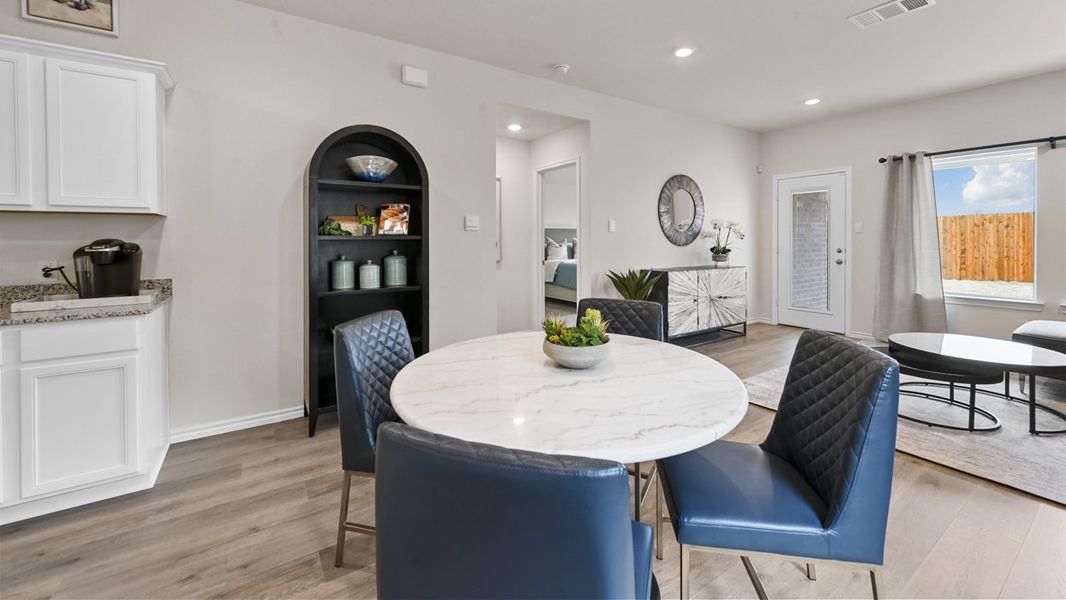 Representative furnished interior of a home built from the Caroline by D.R. Horton in Cottonwood, Dorchester (Image 6). Representative furnished interior of a home built from the Caroline by D.R. Horton in Cottonwood, Dorchester (Image 6).