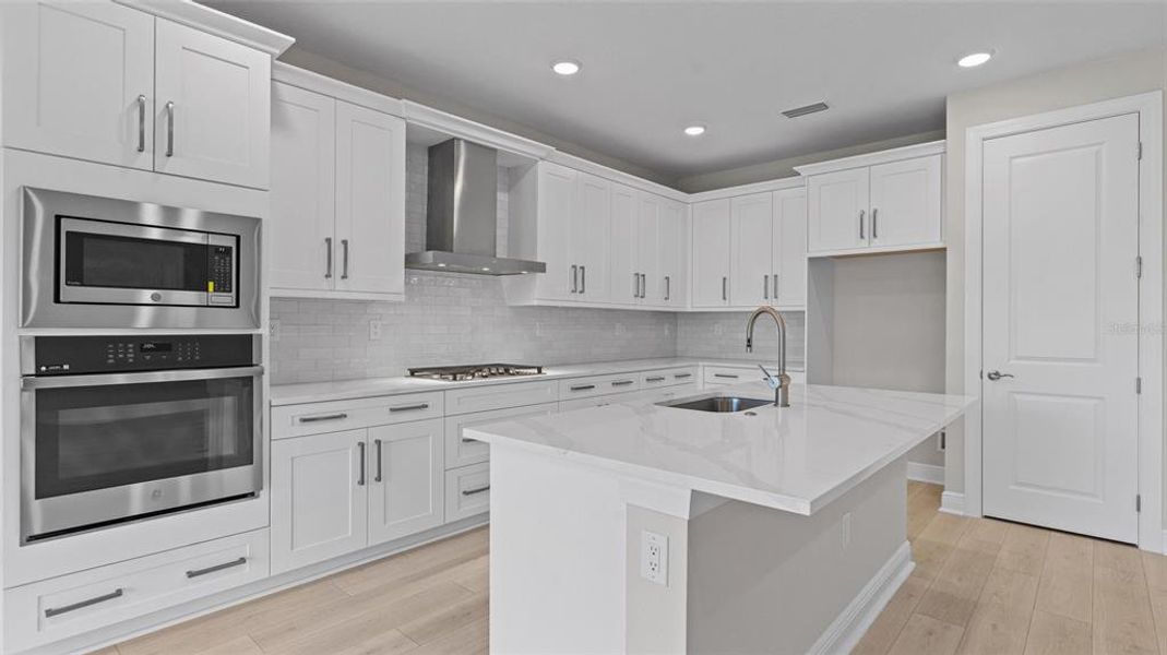 Furnished interior view inside a new home in Cresswind Lakewood Ranch, Lakewood Ranch (Image 11).