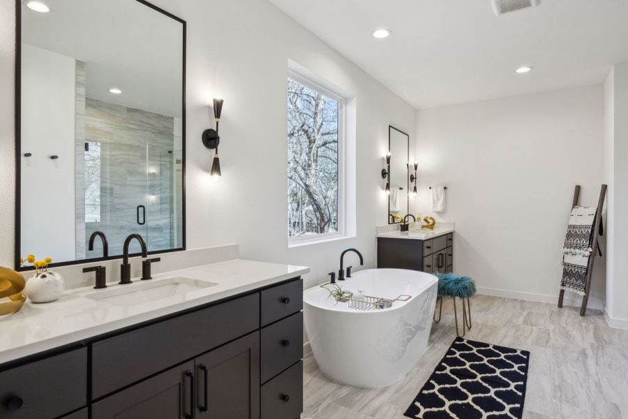 Furnished interior view inside a new home in , Dallas (Image 6).