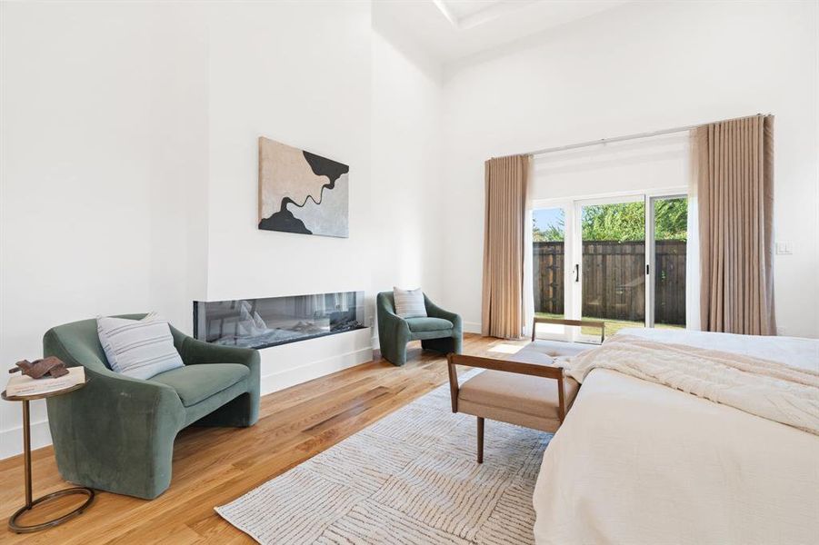 Furnished interior view inside a new home in , Dallas (Image 16).