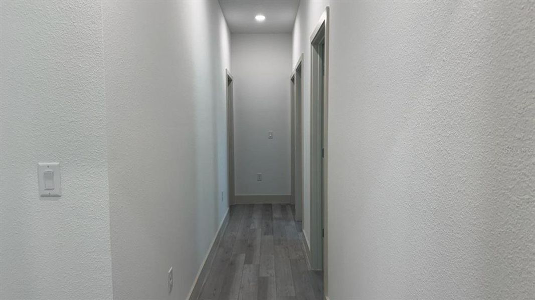 Spacious, unfurnished interior of a new home in , Dunnellon (Image 30).