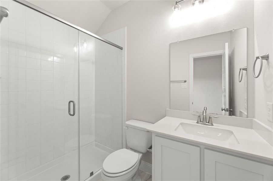 Furnished interior view inside a new home in Meadow Run, Melissa (Image 6). Furnished interior view inside a new home in Meadow Run, Melissa (Image 6).