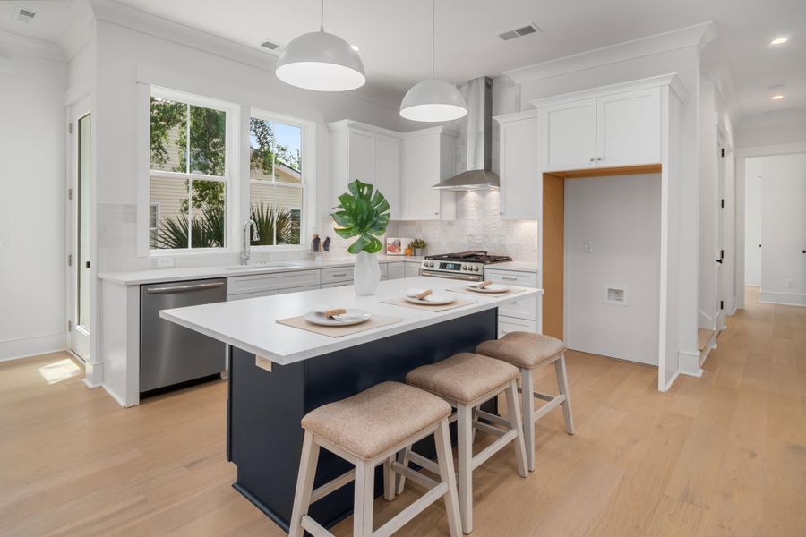 Furnished interior view inside a new home in , Edisto Island (Image 19).