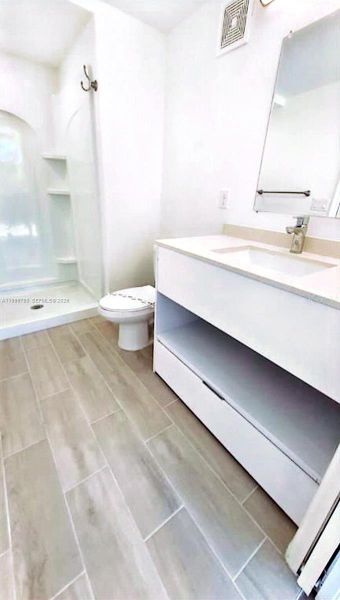 Image 9 of a home in .